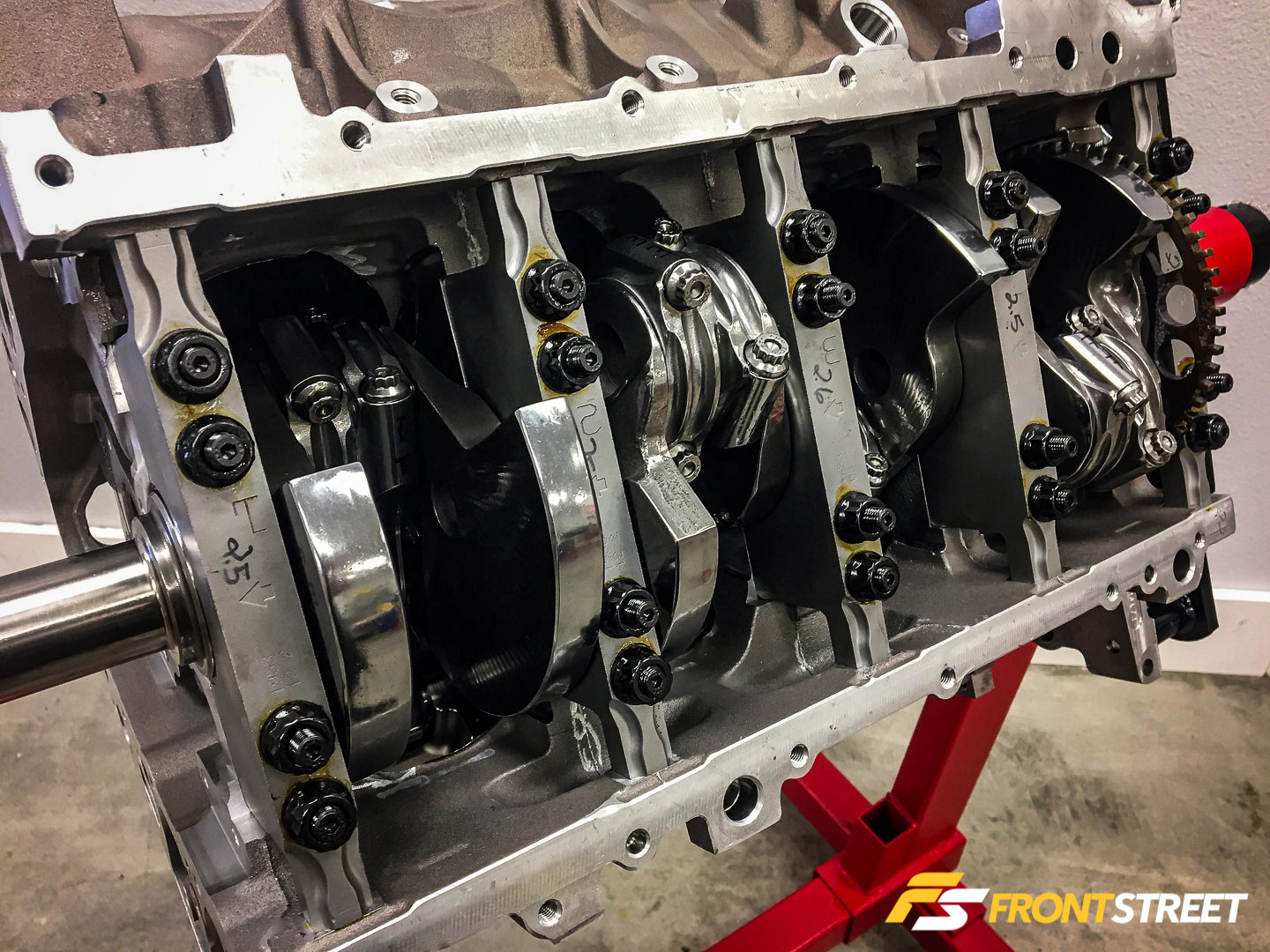 This Wild Naturally Aspirated 478 Cubic-Inch LT1 Engine Makes 778 RWHP